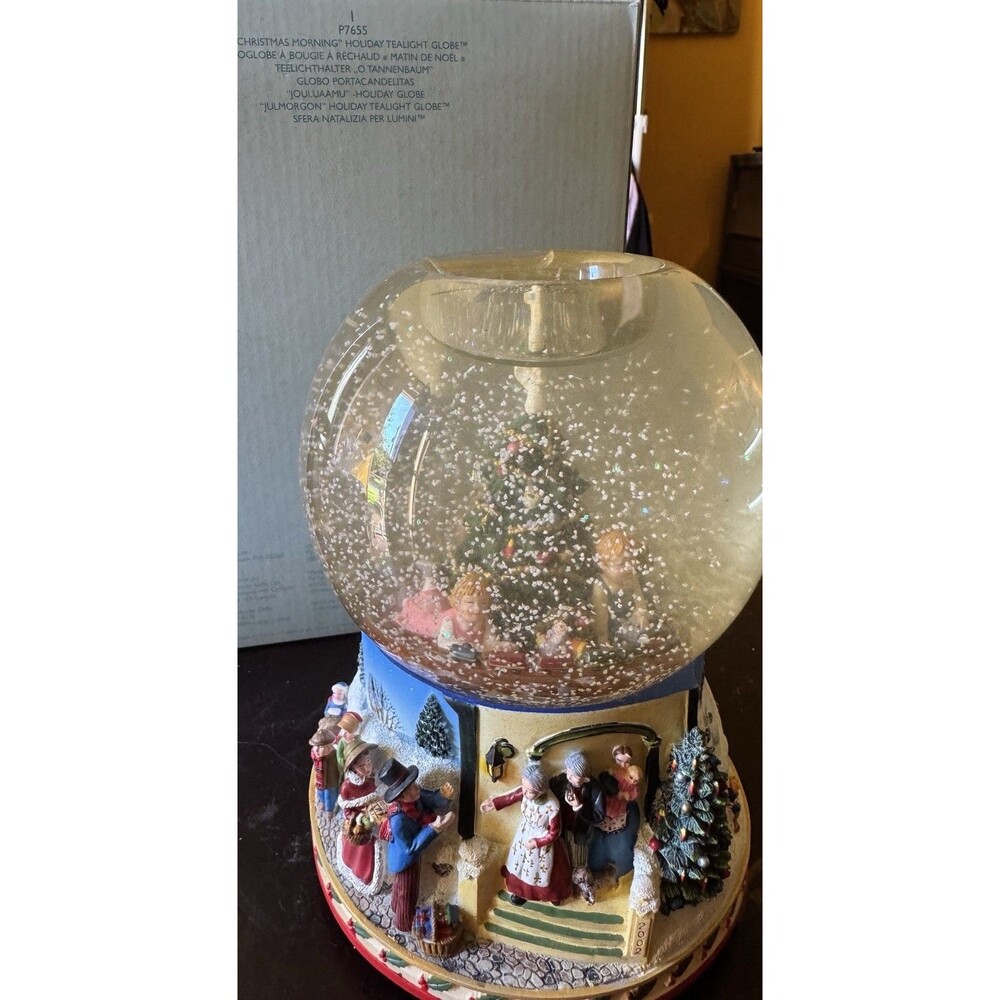 PartyLite P7655 Christmas Morning Musical Tealight Snow Globe Decoration *READ*